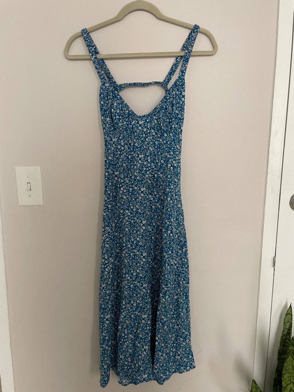 Princess Polly Blue Floral Midi Dress with low back